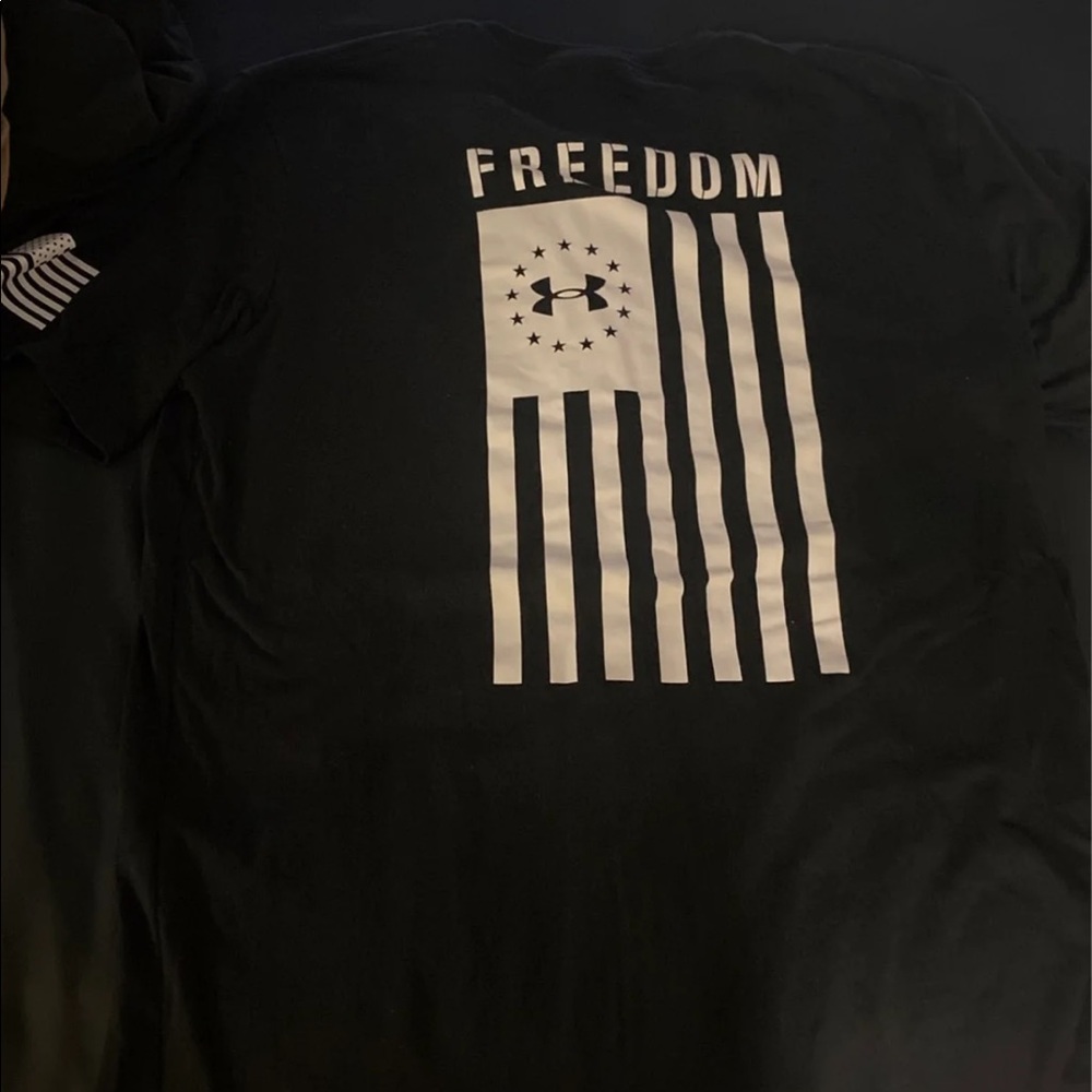 Under armor tee